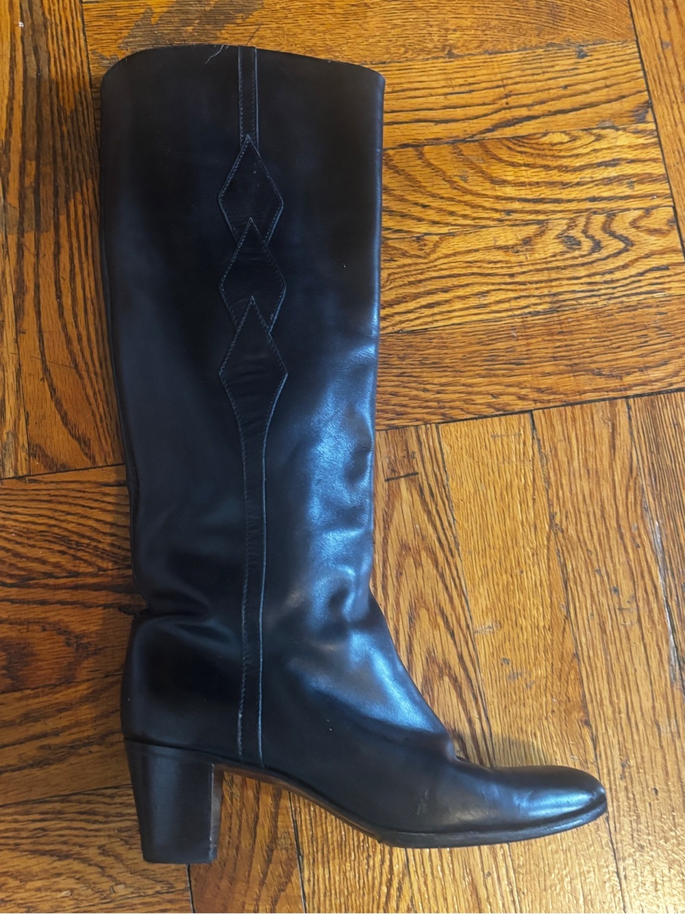 Women's Black Leather Mid-Heel Knee Boots